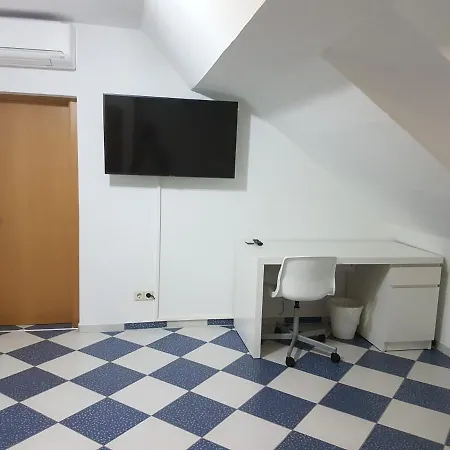 Ruhige Gemuetliche In Daxlanden Fuer Monteure, Pendler, Geschaefsreisen, Wochenendreisen *