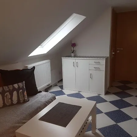 Komfortables In Karlsruhe-daxlanden Fuer Monteure, Pendler Und Geschaeftsreisende Апартаменты *